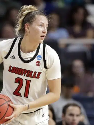 Happy Birthday to New York Liberty forward Kylee Shook!