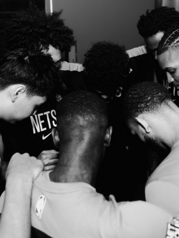 Brooklyn Nets huddle